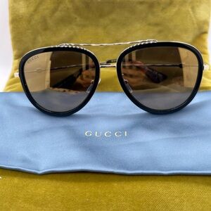 Gucci Black and Gold Aviator Sunglasses
